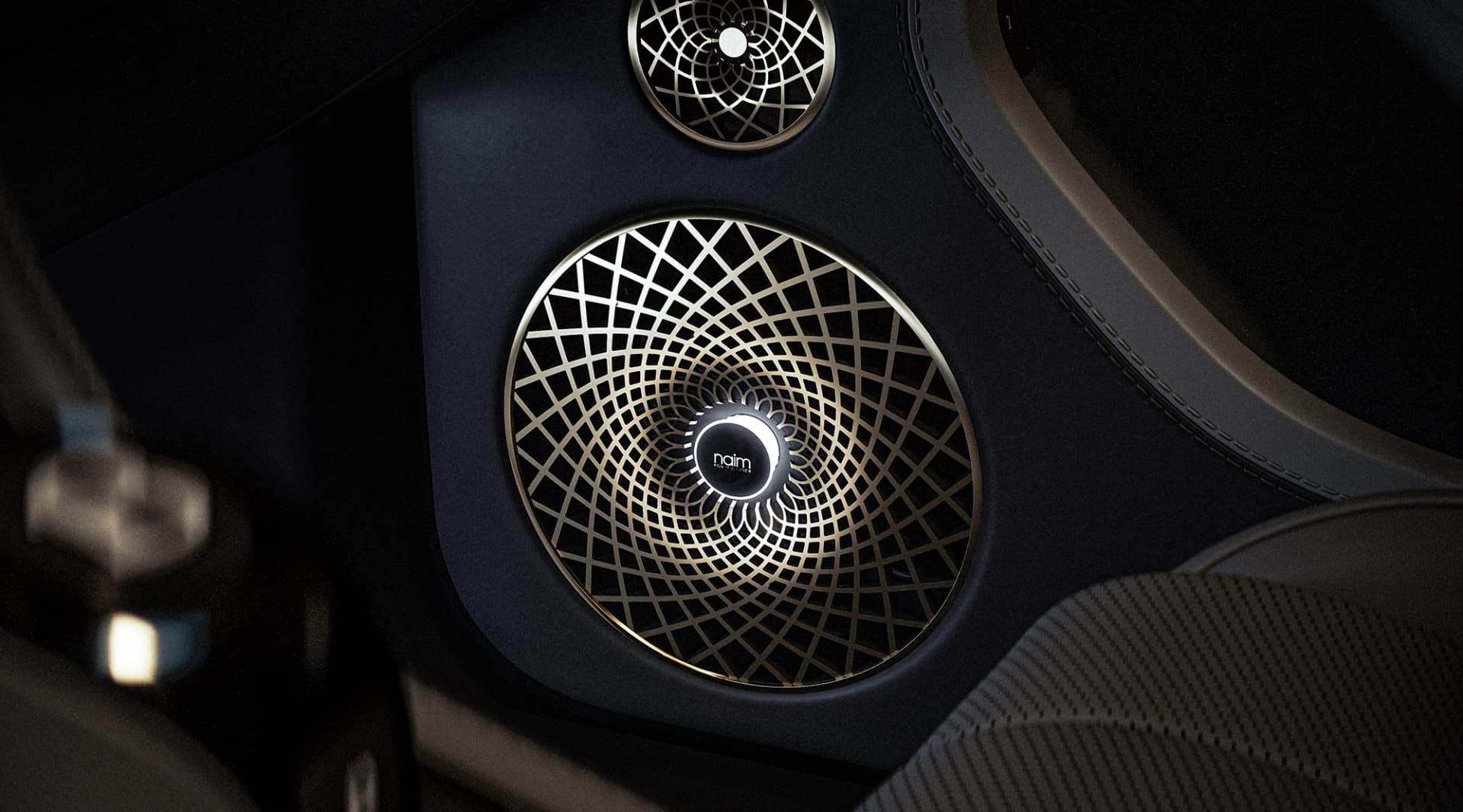 Bentley introduceert de Virtuoso Collection: een nieuw hoogtepunt voor audio in de auto