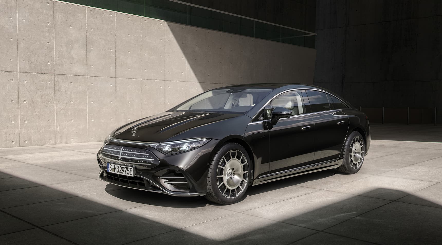 The new Mercedes-Benz EQS: further ahead, smarter, and more luxurious