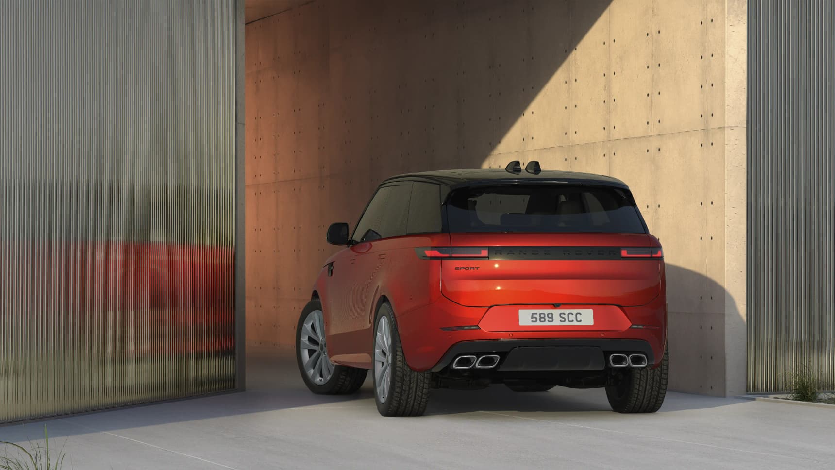 RANGE_ROVER_SPORT_TWENTY_EDITION_REAR