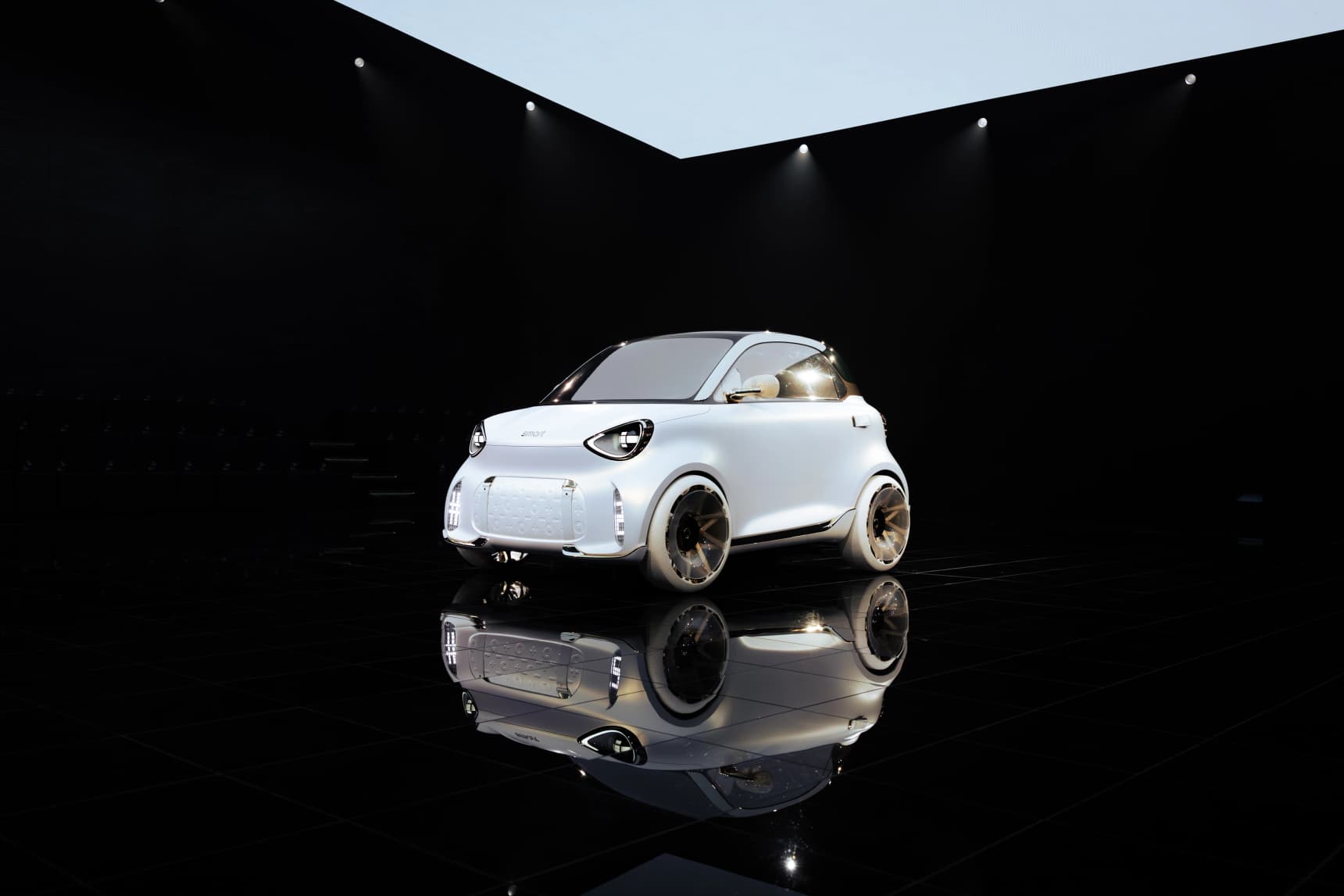 smart Concept #2 reinvents the city car: small footprint, big ambition