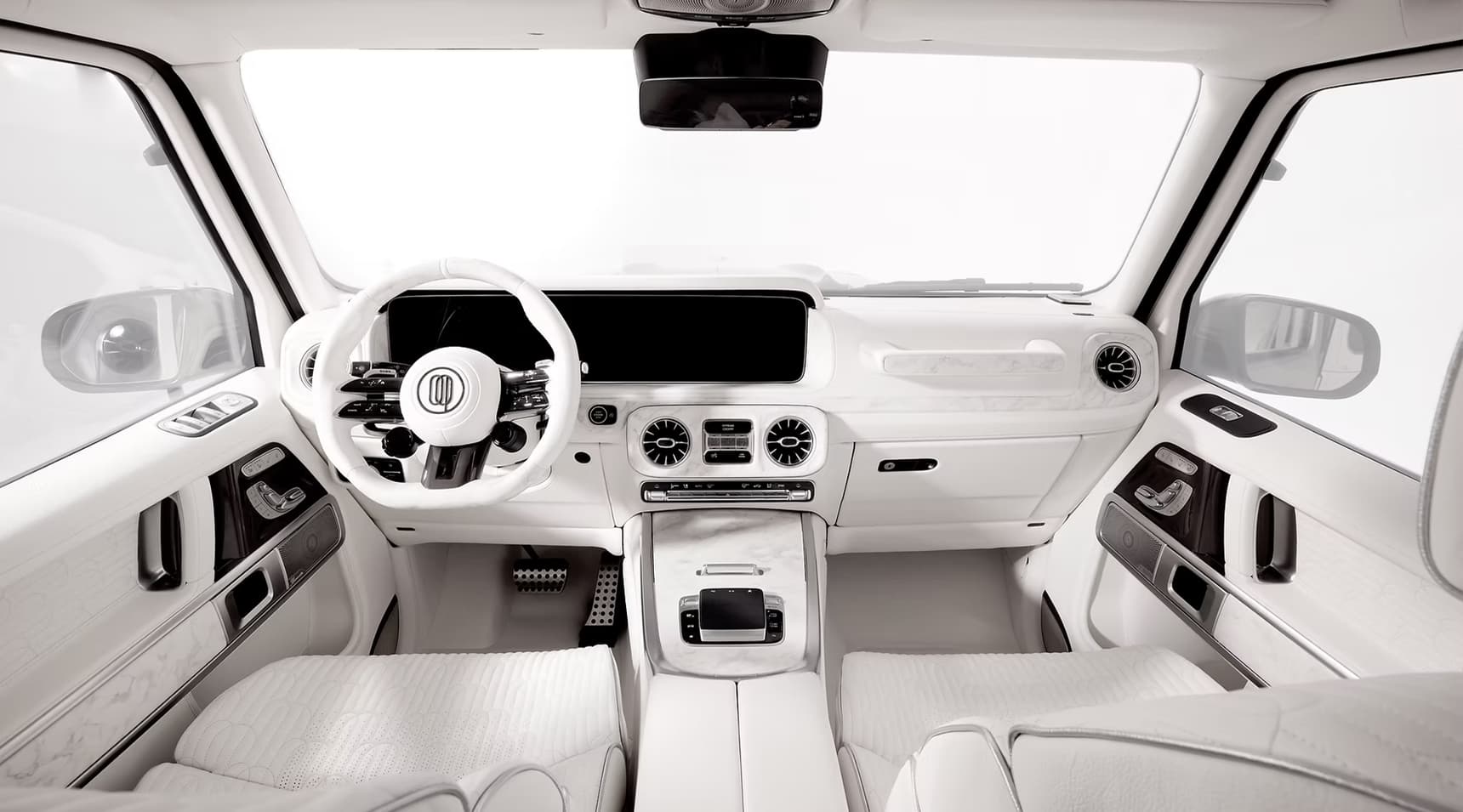 OQTA Super GYR, the G-Class reimagined as a desert-born luxury object