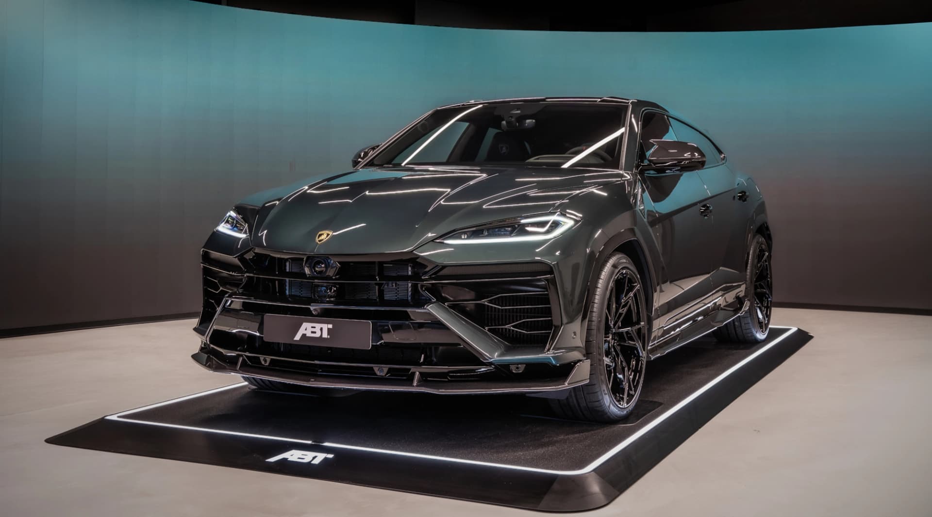 ABT Urus SE: 910 PS, carbon everywhere and a super-SUV that refuses to calm down