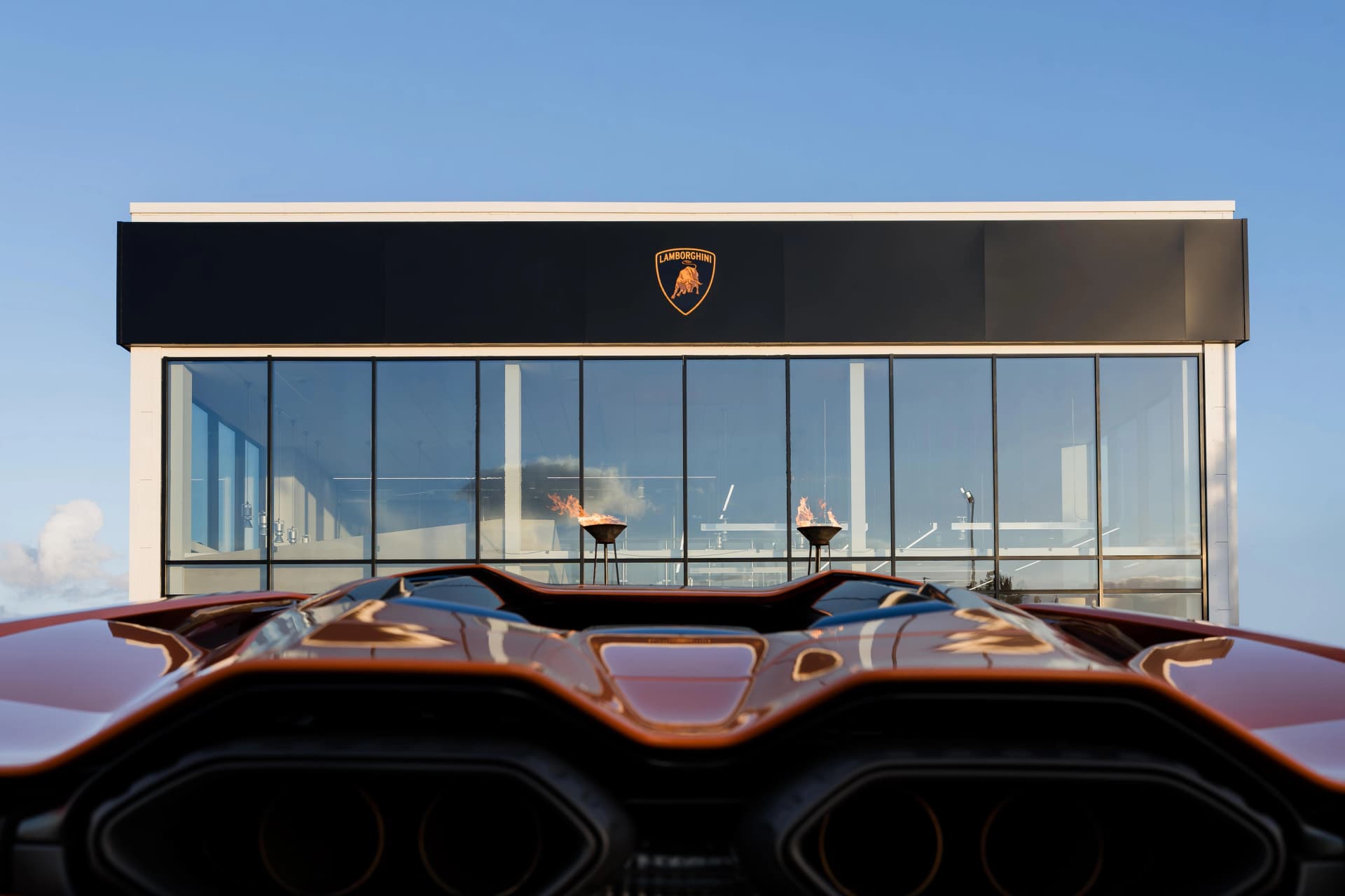 Lamborghini opens Poole showroom, 13 UK Dealers for a supercar brand is honestly wild