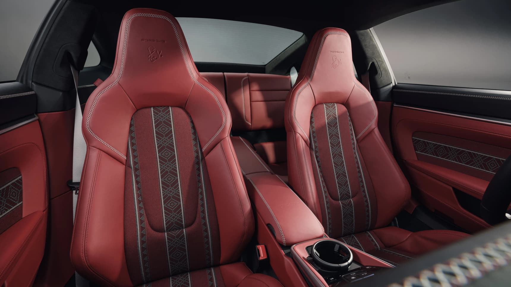 Porsche 911 Turbo S Sadu Edition celebrates 70 years in Kuwait