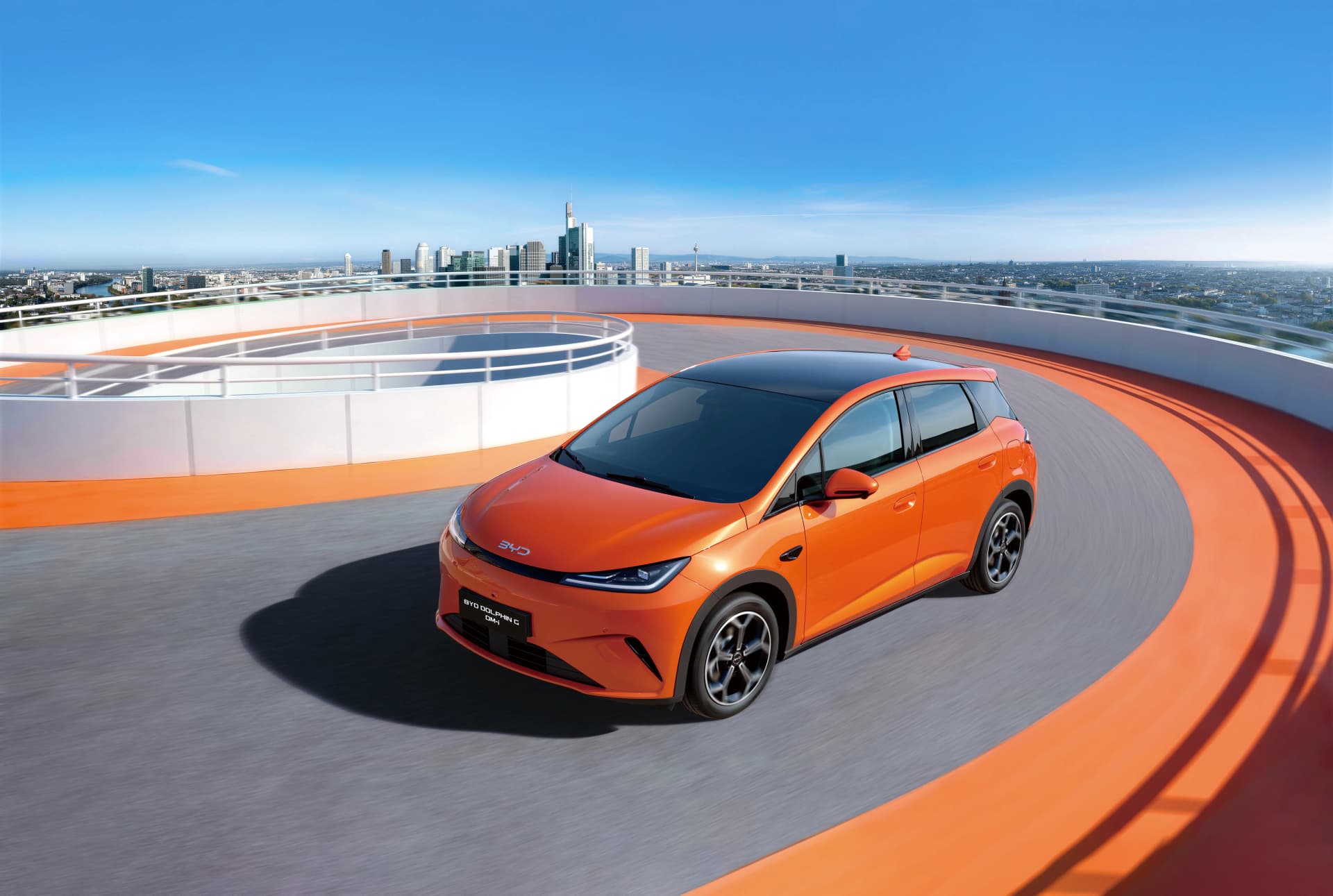 BYD Dolphin G DM-i brings 1,000 km plug-in hybrid range to Europe