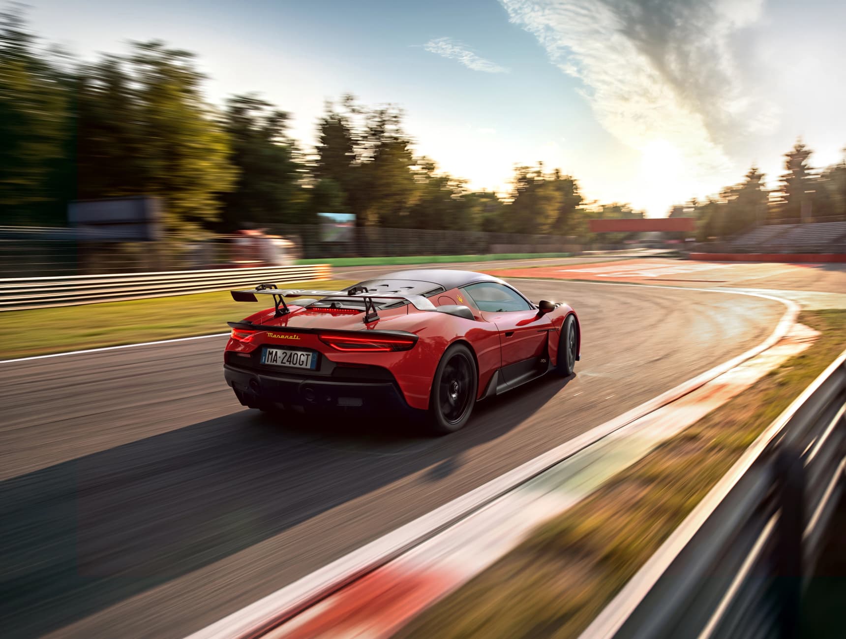 Maserati GT2 starts 2026 season at Monza with 250F liveries