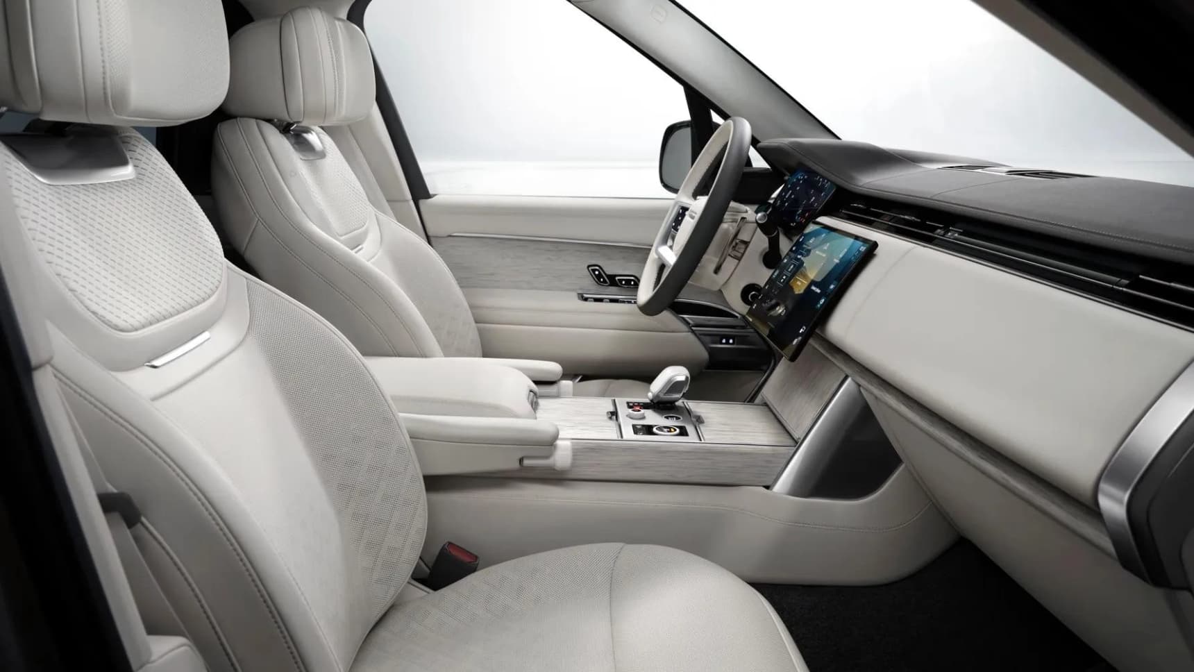 Range Rover brings back buttons for 2027 and that says more than you think