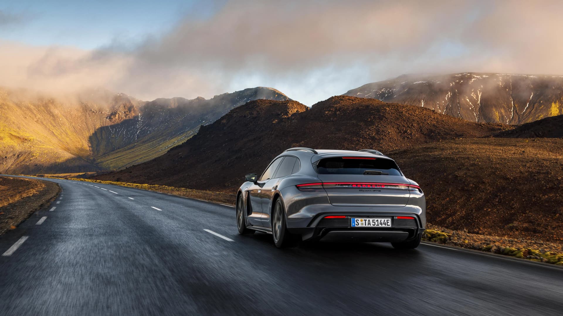 Porsche is dropping the Taycan wagon in America, and Europe should feel lucky