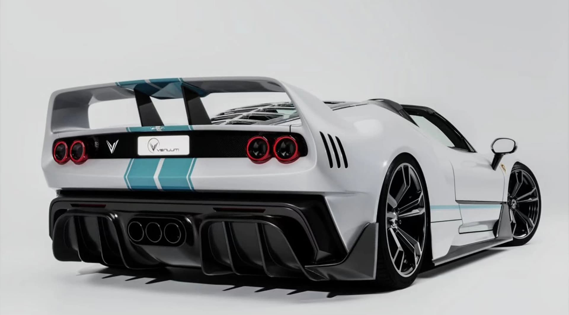 A Dubai firm is building six modern Ferrari F40 Spiders with 1,100 hp