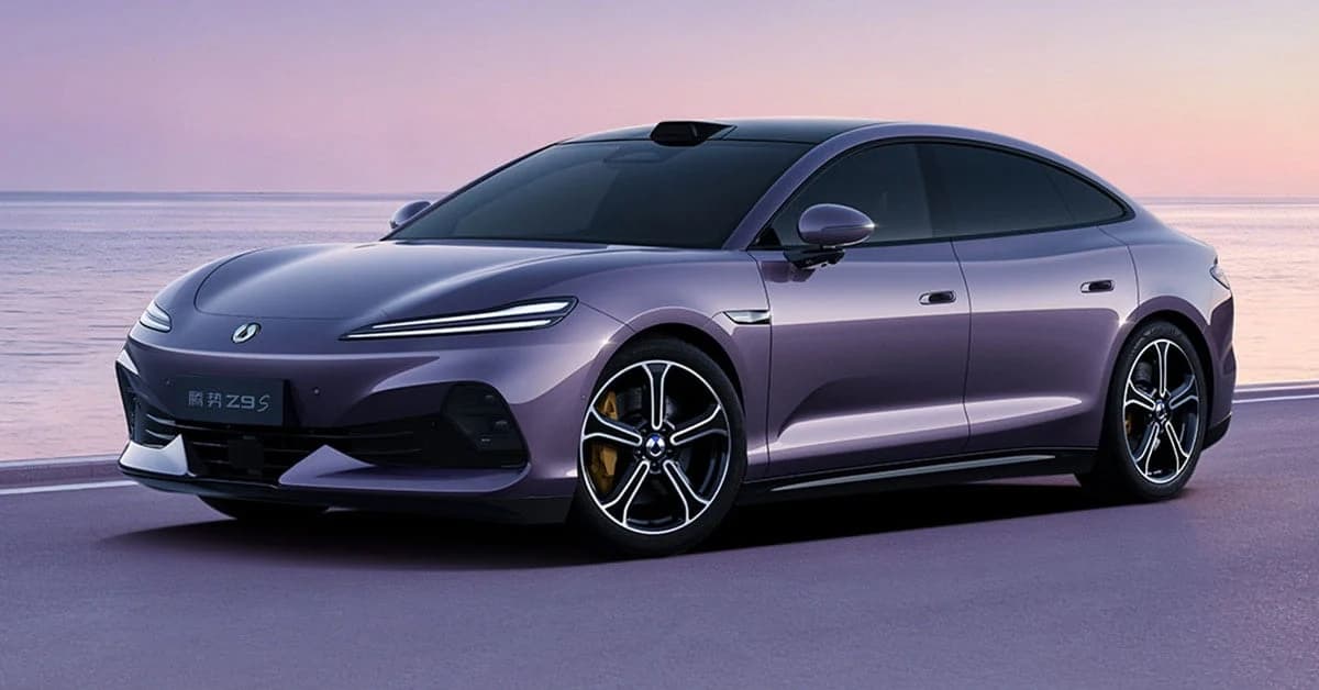 BYD's Denza Z9S is a 1,194 hp electric sedan that can also do 920 km