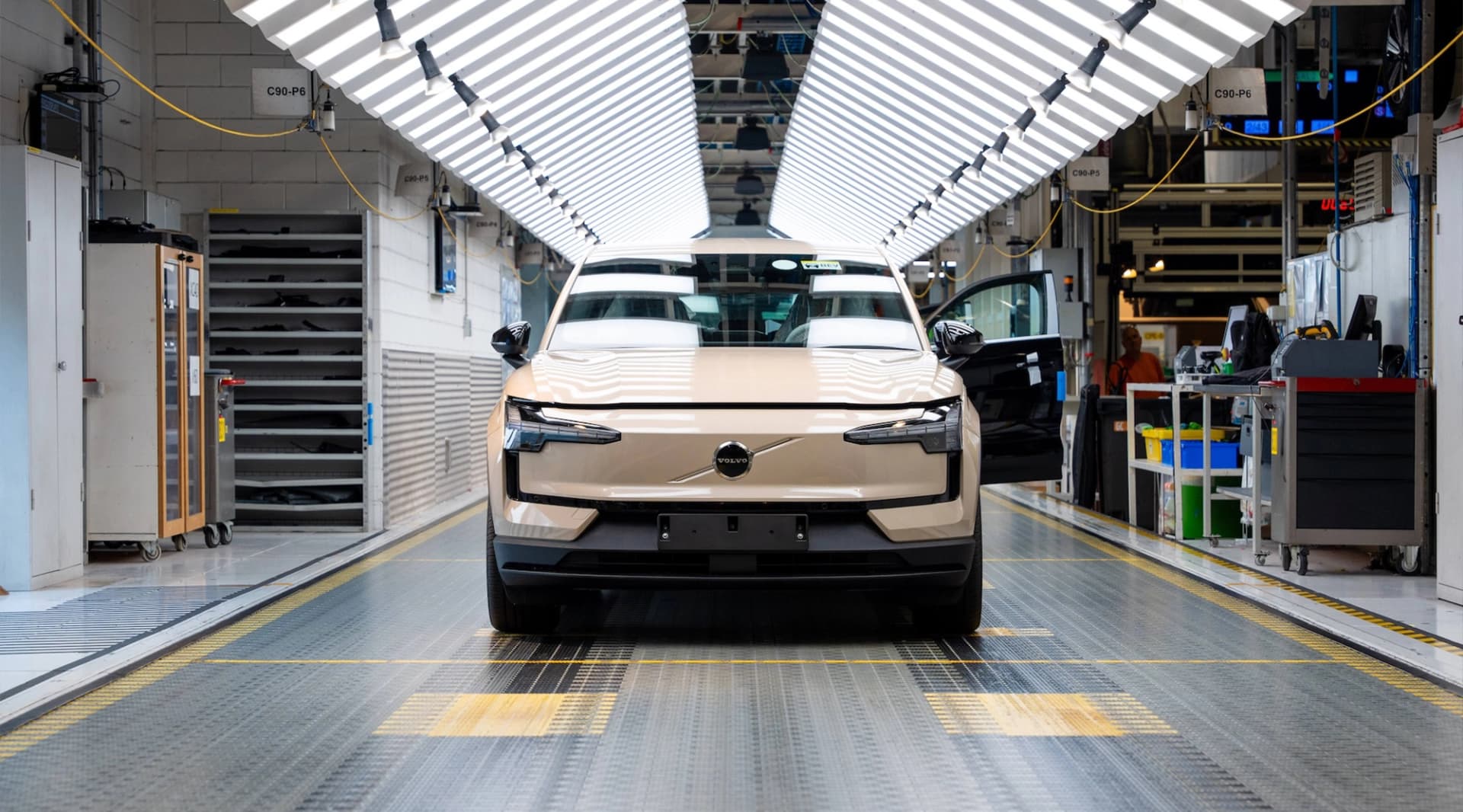 Volvo Gent's future is secured with a 119 million euro package, and it may build other brands
