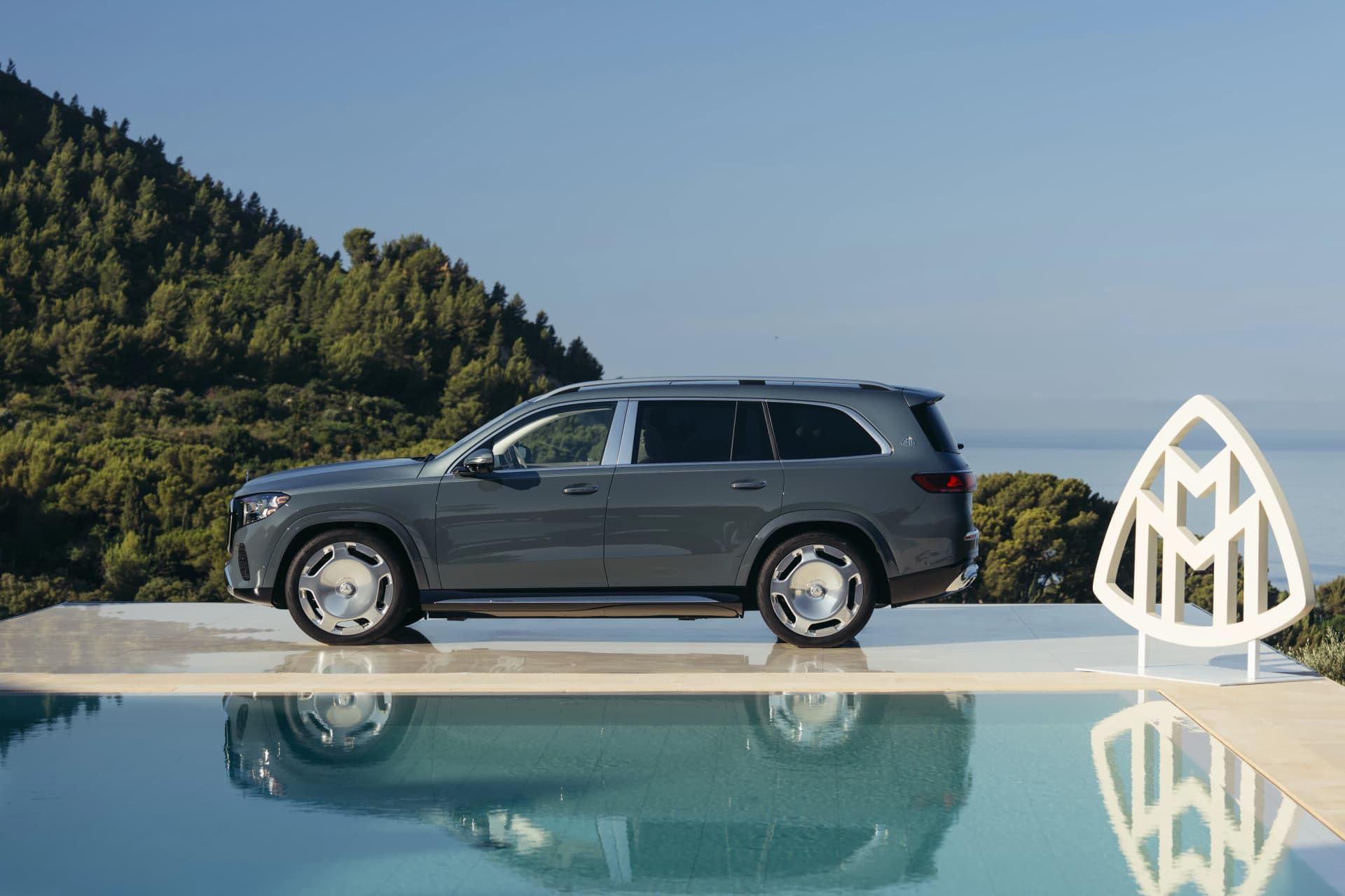 The new Mercedes-Maybach GLS has a calf massage, champagne fridge and 612 hp