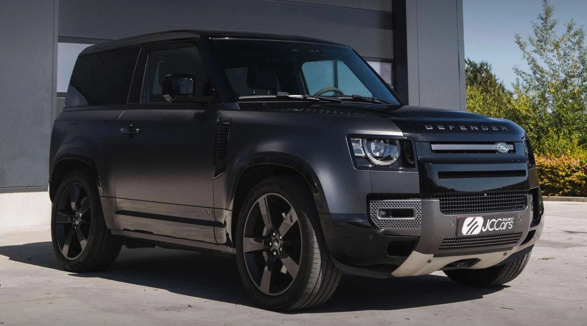 Car of the Week: Land Rover Defender 90 V8 P525 Carpathian Edition