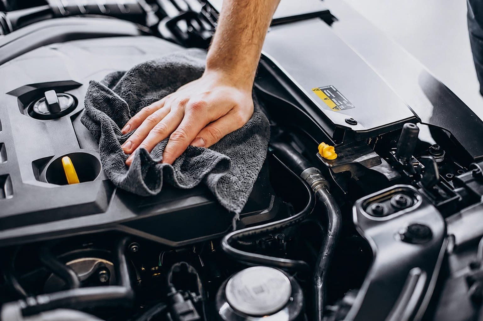 Expert car advice and practical guides on buying, ownership, technology, electric cars and everything you need to choose your next car.