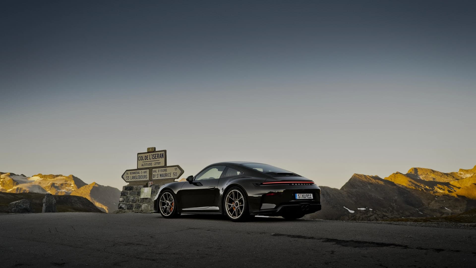 Porsche's 911 GT3 Bergsport ditched the magnesium wheels on purpose