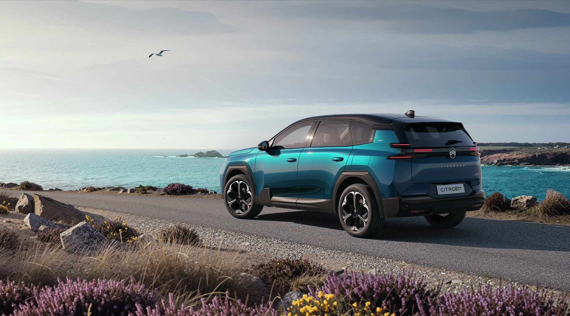 Citroën's C5 Aircross Émeraude is French. Rennes builds a Voyah in 2028