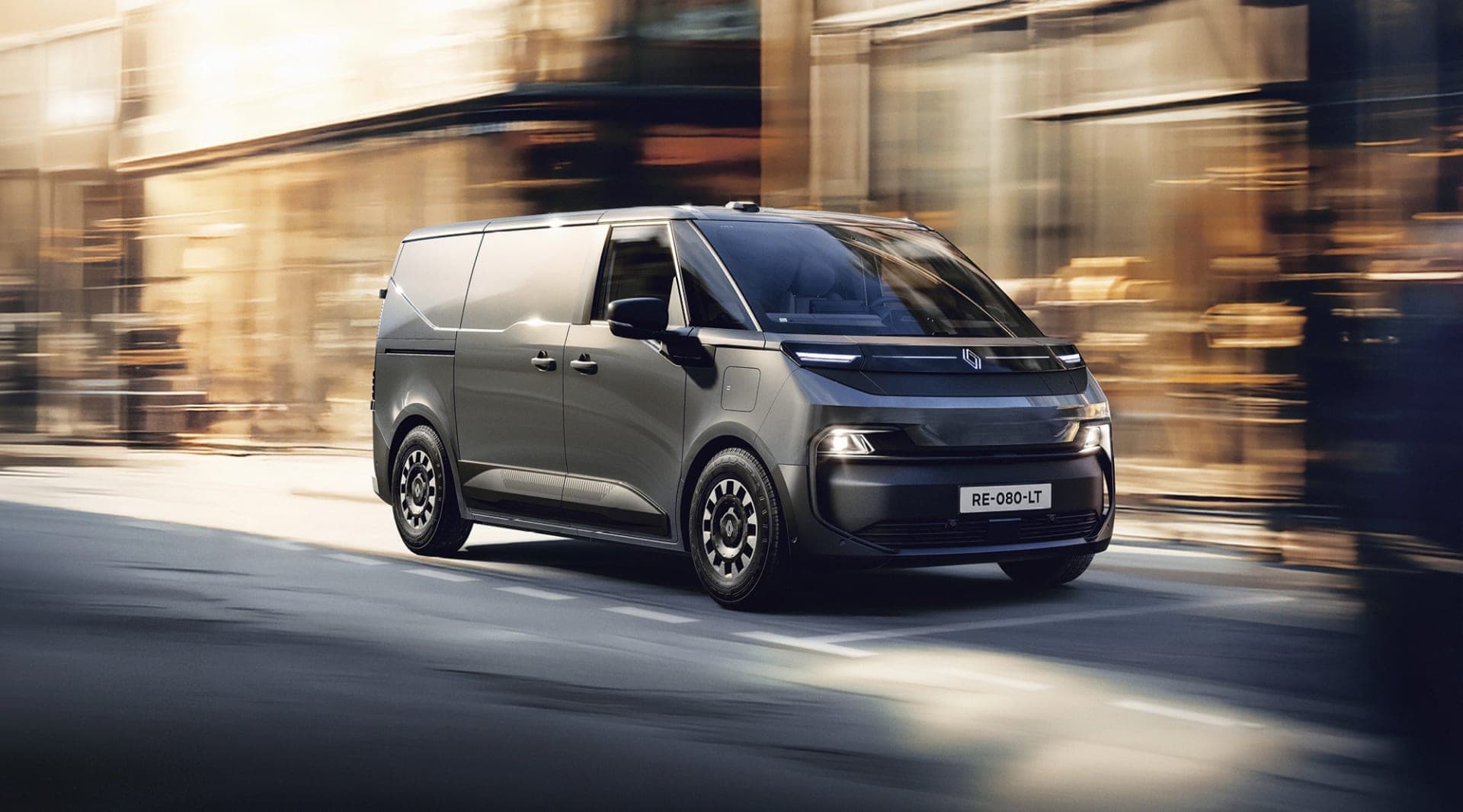 Renault's Trafic E-Tech won Van of the Year without a WLTP number