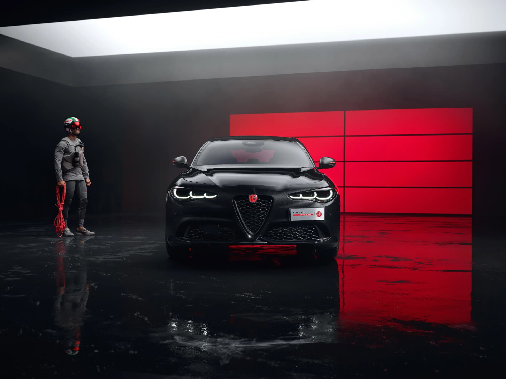 Alfa Romeo takes Luna Rossa from ten Giulias to its whole range